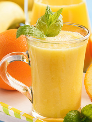 orange banana smoothie